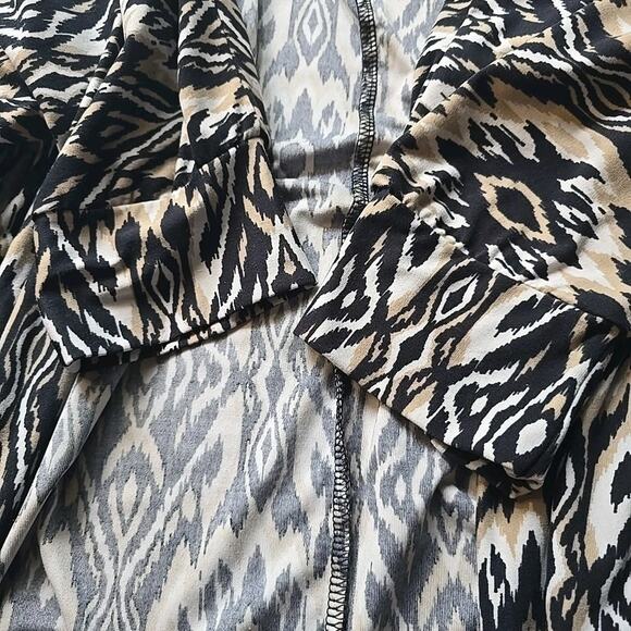 French‎ Laundry Large L Cardigan Aztec Black Geometric 3/4 Sleeve Open Stretch - Picture 4 of 8
